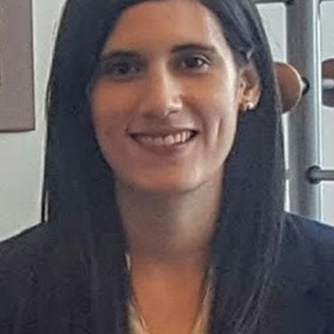 Dr. Julia Iturbe